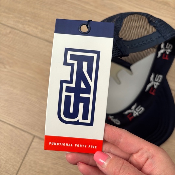 BNWT F45 Functional Forty Five  Mens Blue/White/Red Snapback Hat cap trucker hat - Picture 3 of 4